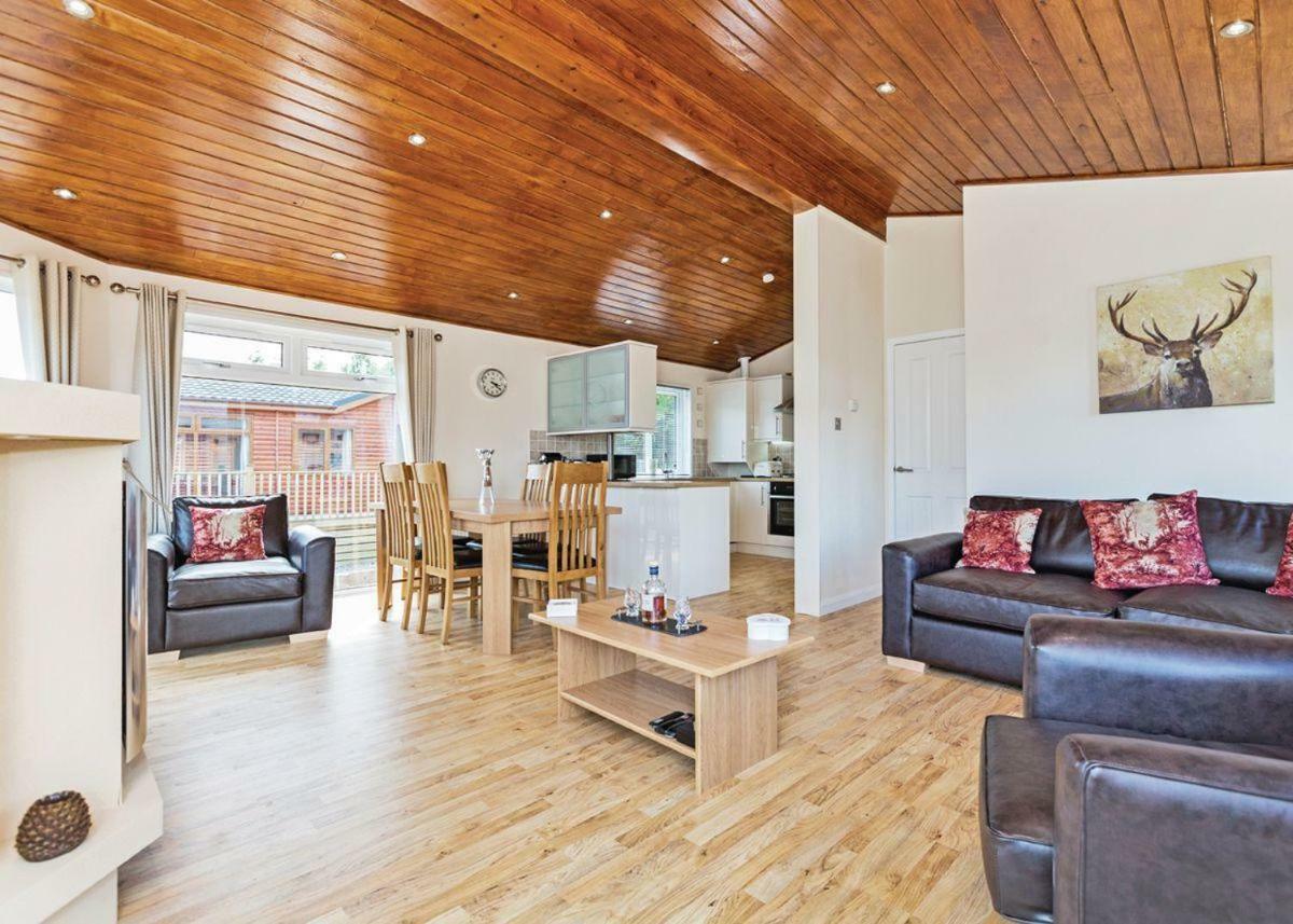 Loch Ness Highland Lodges - Inverness — Photos 1